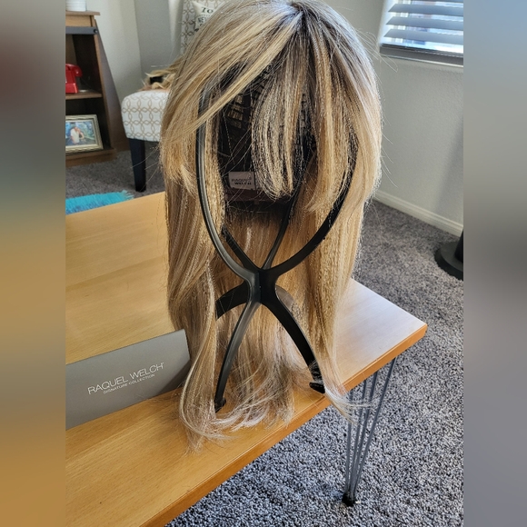Wig Raquel Whelch - Picture 1 of 8